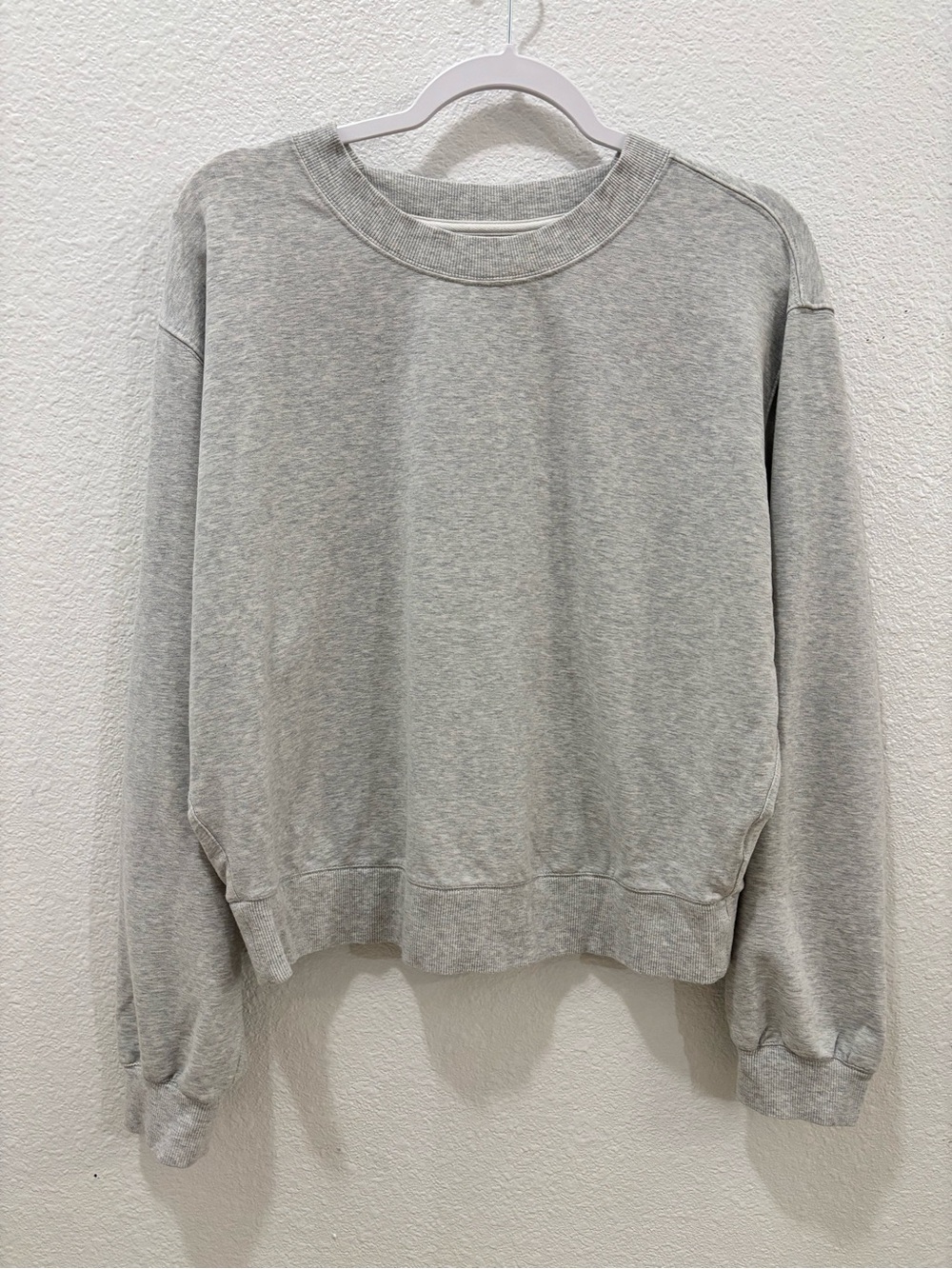 Abercrombie & Fitch Soft AF Collection Gray Sweatshirt Size Medium Lounge Comfy